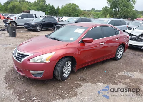 2015 Nissan Altima 2.5 S z USA, uszkodzony, nr VIN 1N4AL3AP3FC236812